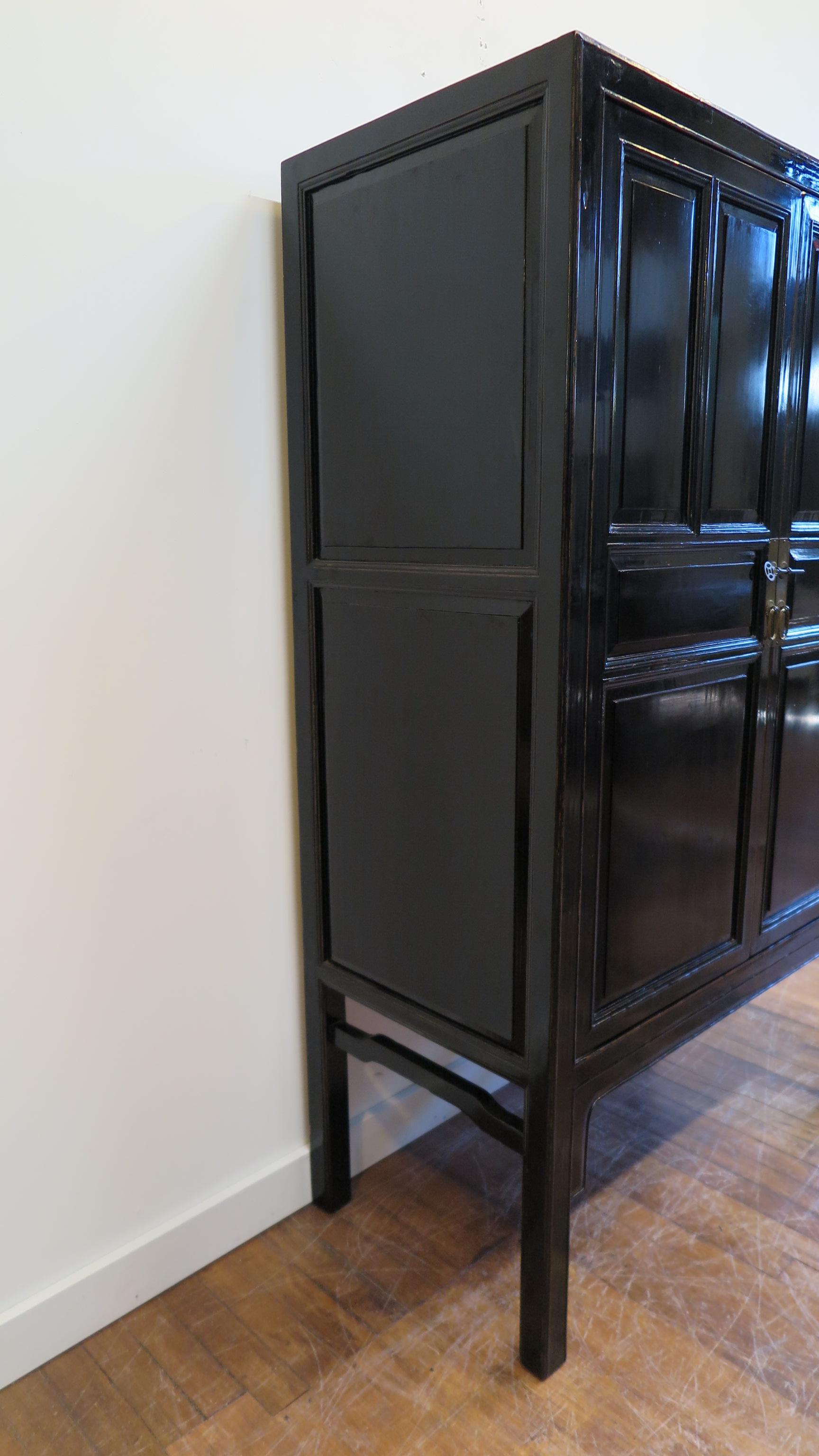Chinese Black Lacquer Cabinet In Excellent Condition In New York, NY