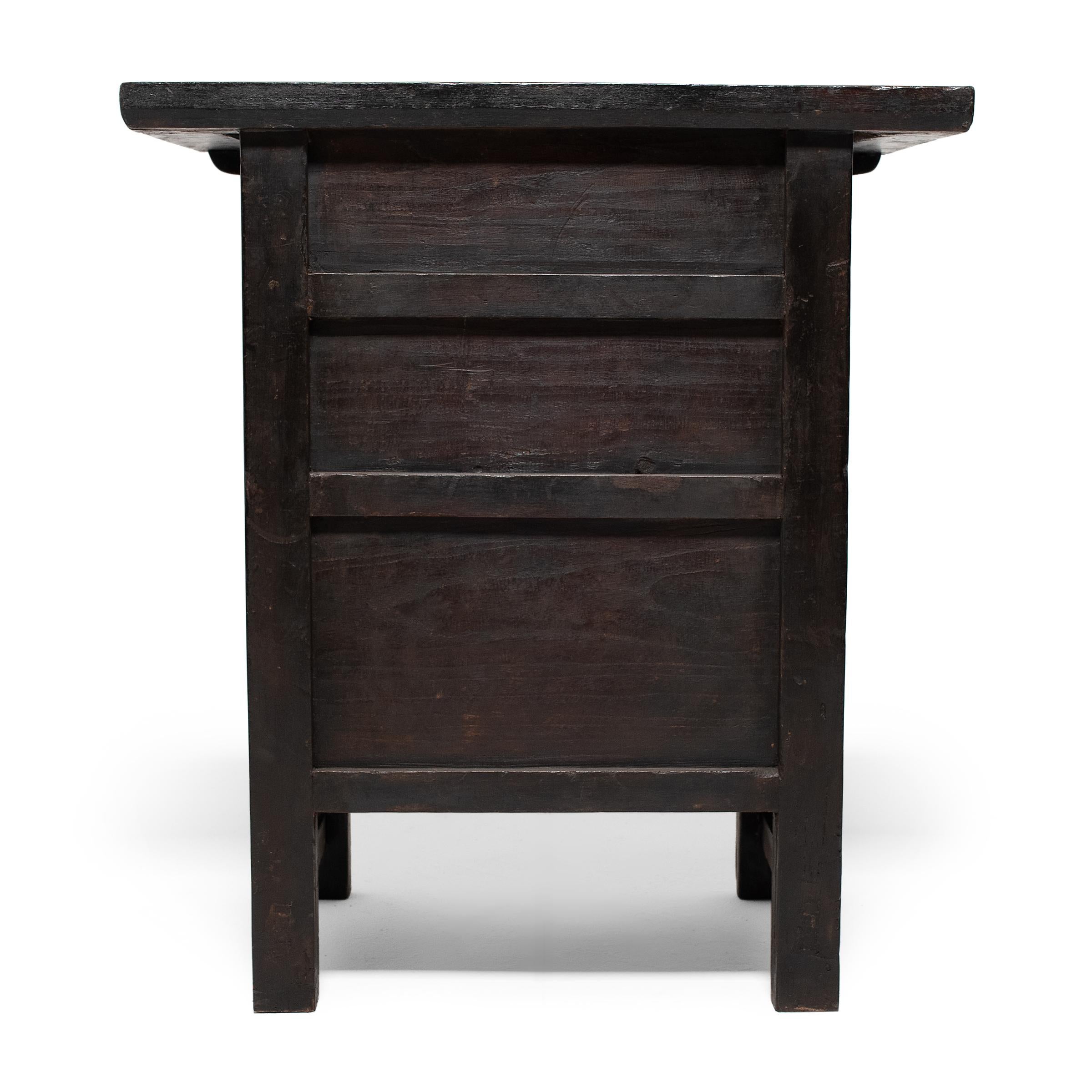 Qing Chinese Black Lacquer Display Table, c. 1850