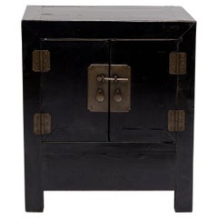 Coffre à verrouillage chinois en laque noire, vers 1850