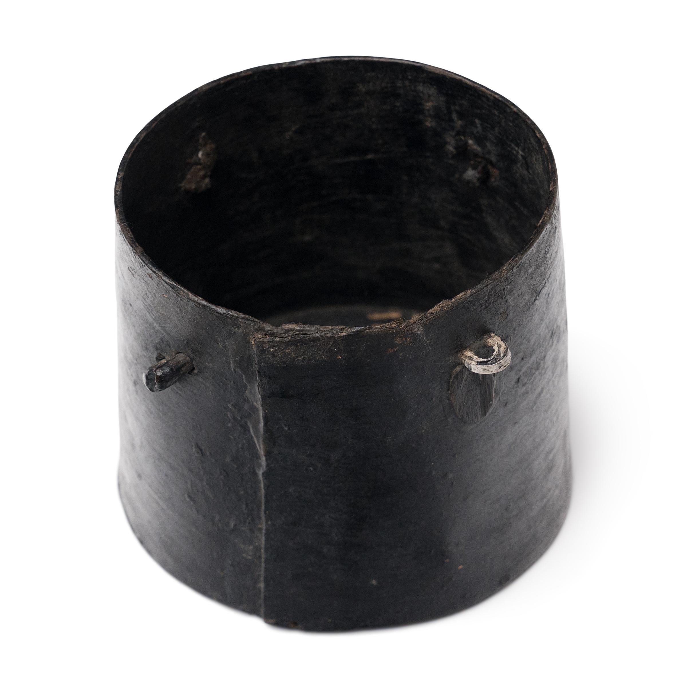 Cinese Secchio da latte cinese in lacca nera in vendita