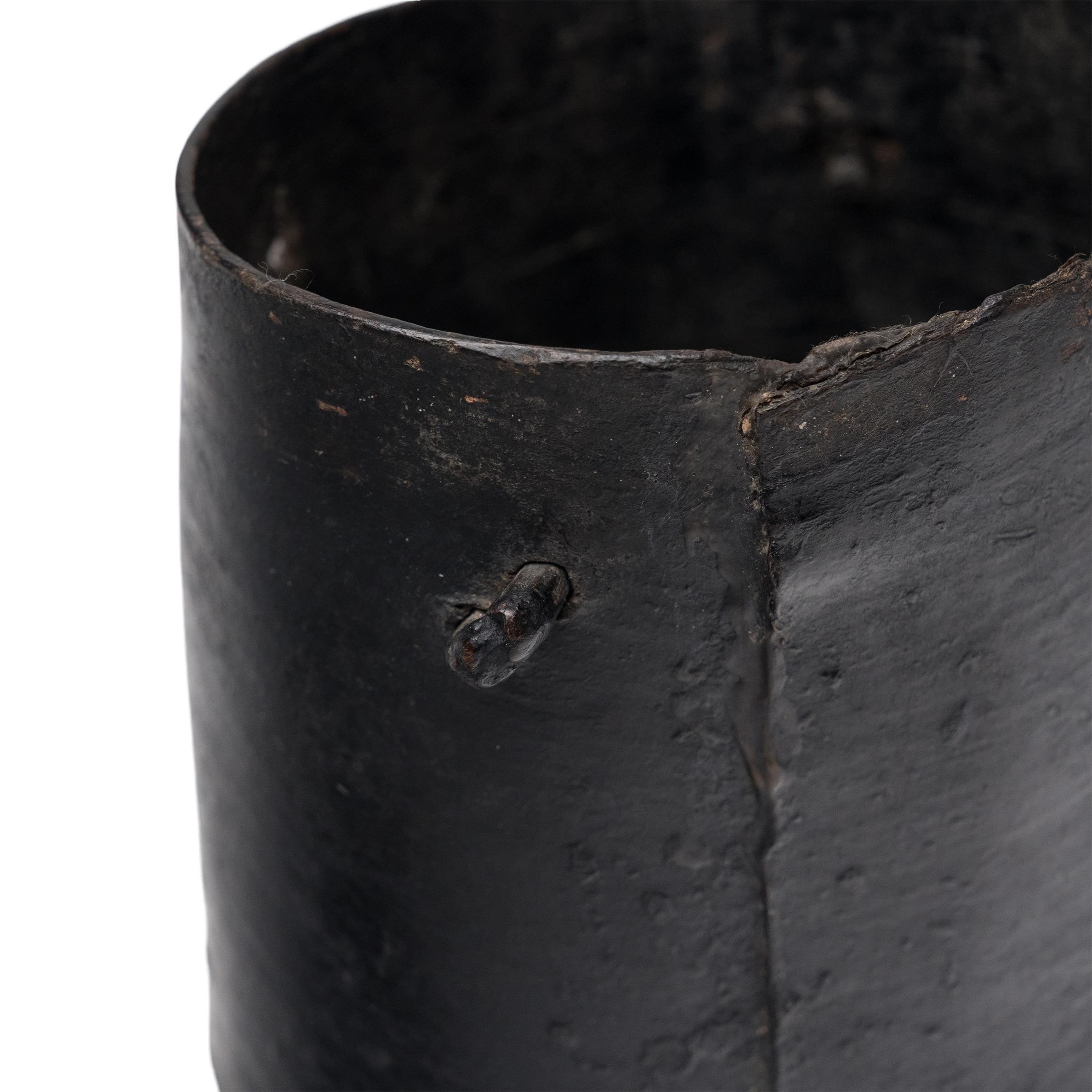 Laccato Secchio da latte cinese in lacca nera in vendita