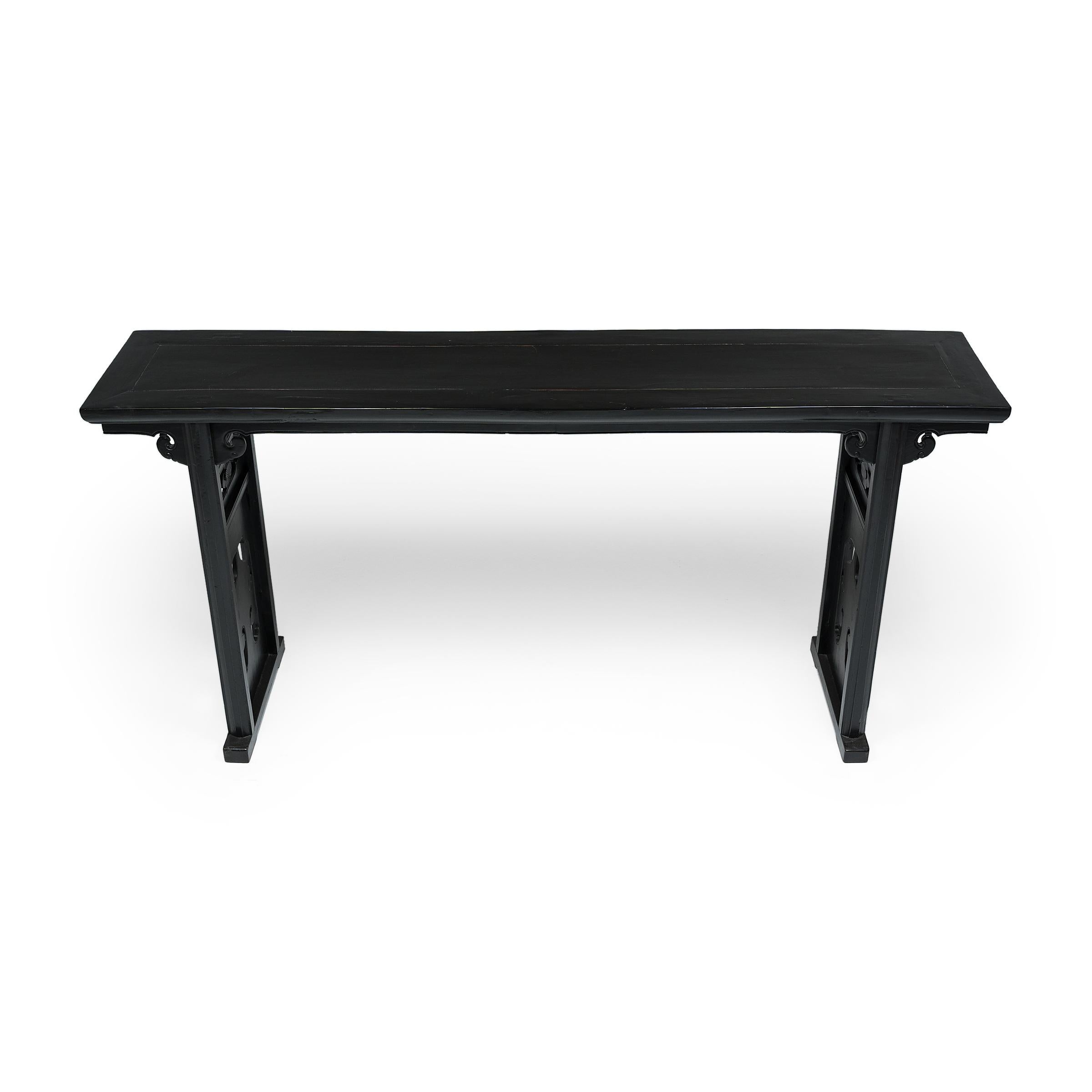20th Century Chinese Black Lacquer Ruyi Altar, c. 1900