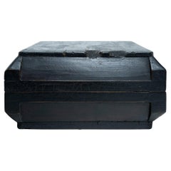 Antique Chinese Black Lacquer Snack Box, c. 1820