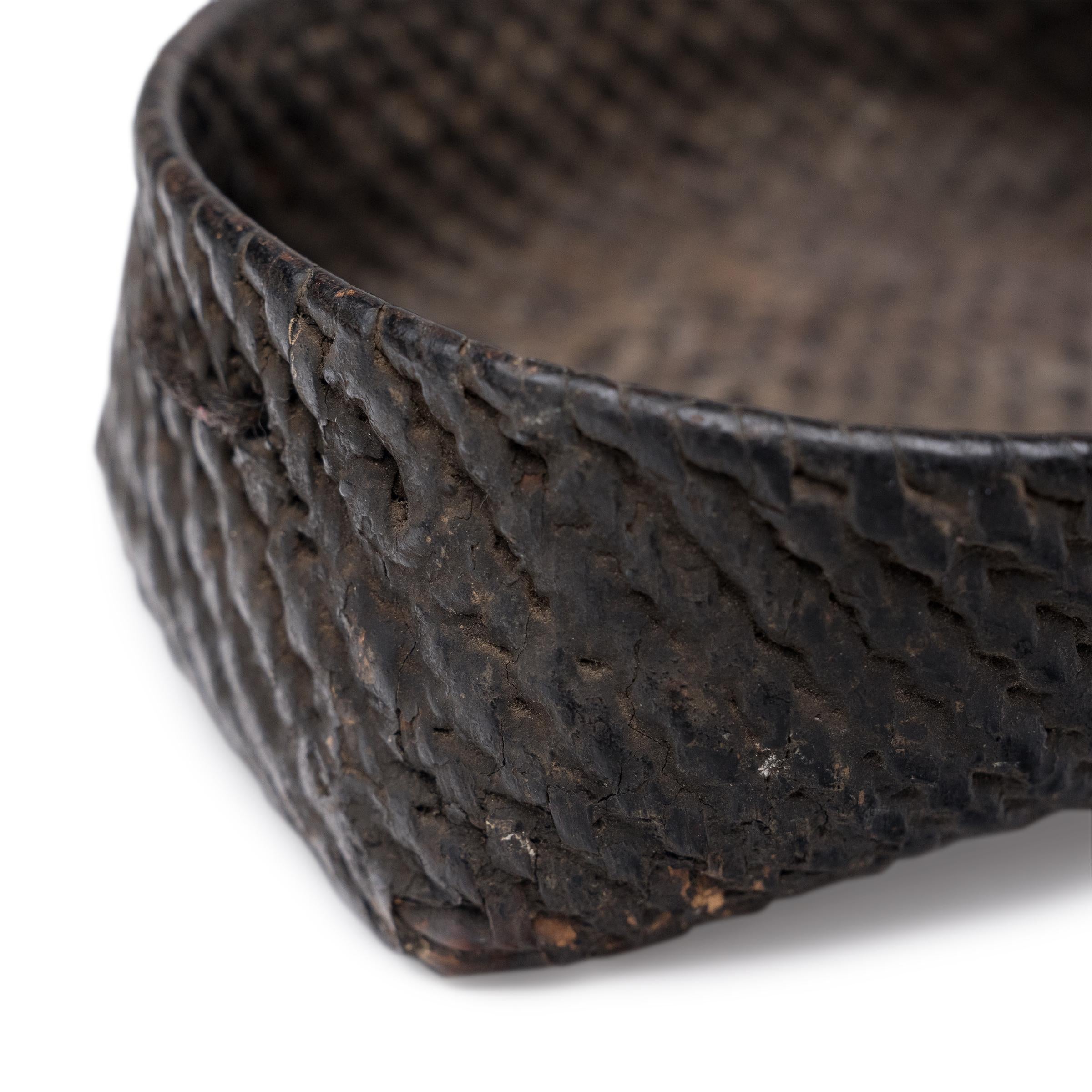 Cinese Vassoio cinese in lacca nera intrecciata, 1900 ca. in vendita