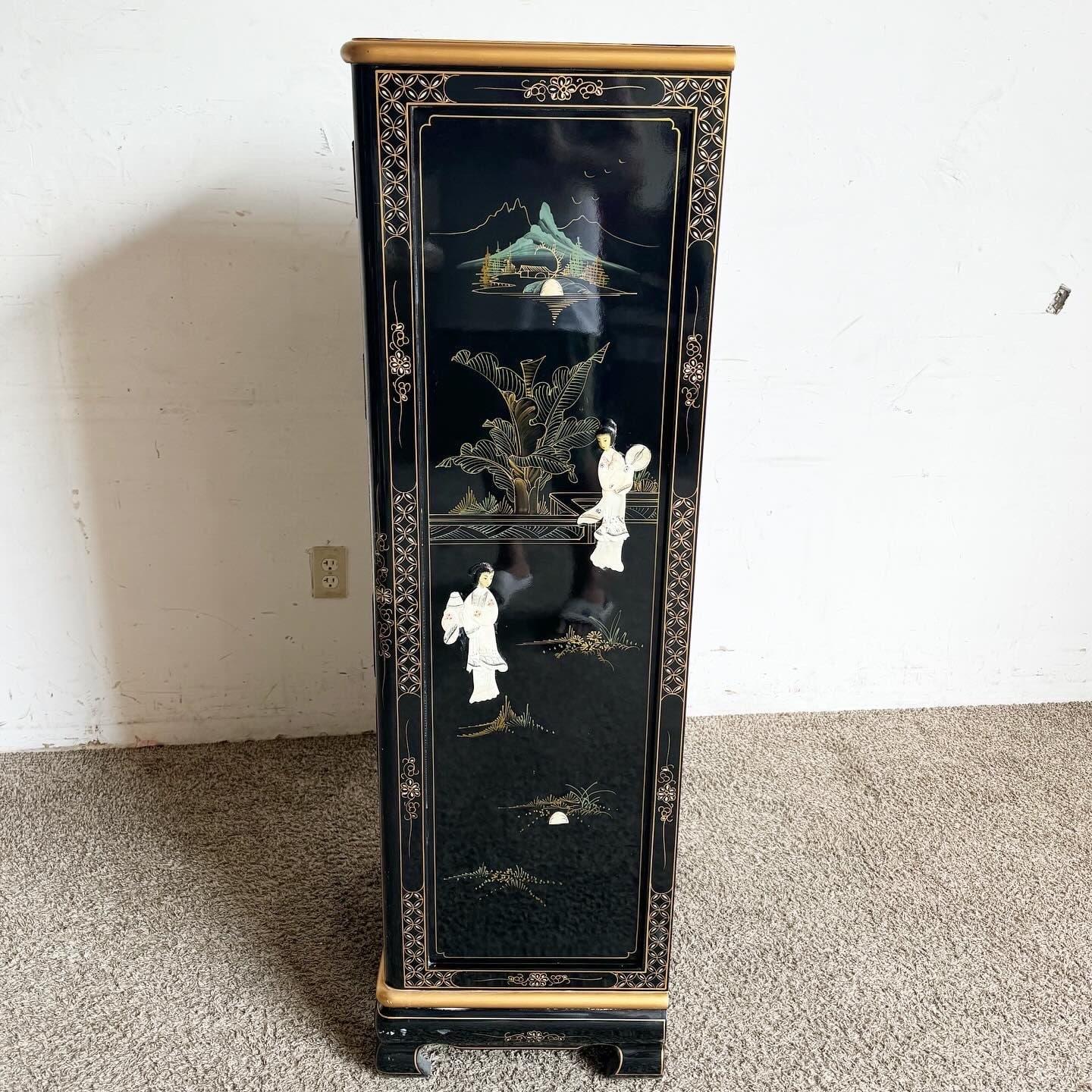 Chinesischer schwarz lackierter und goldfarbener handbemalter Dessous-Schrank (Holz) im Angebot