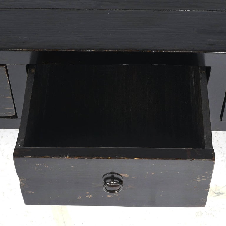 Chinese Black Lacquered Art Deco Coffee Table For Sale 1