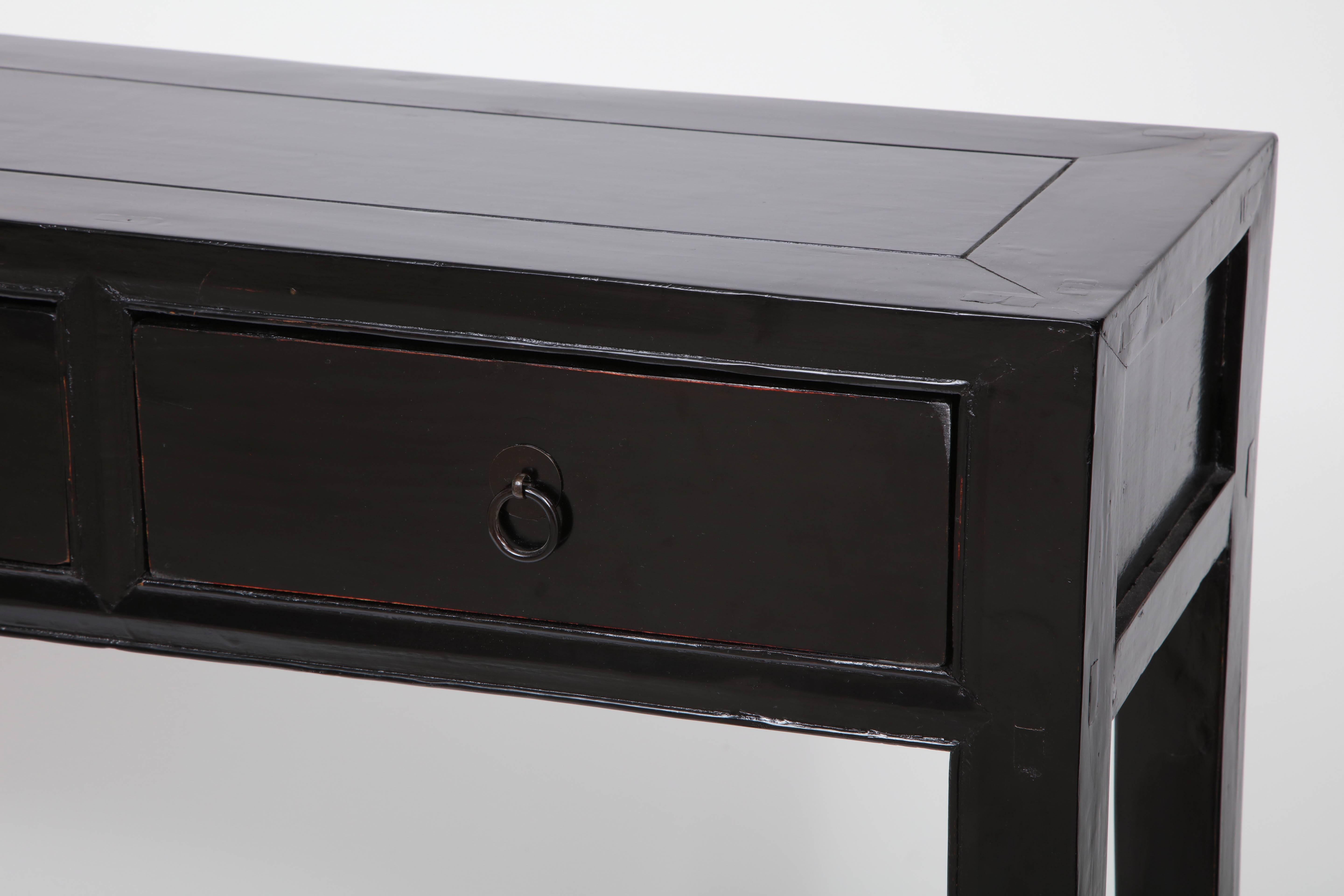 Early 20th Century Chinese Black Lacquered Console, circa 1920s