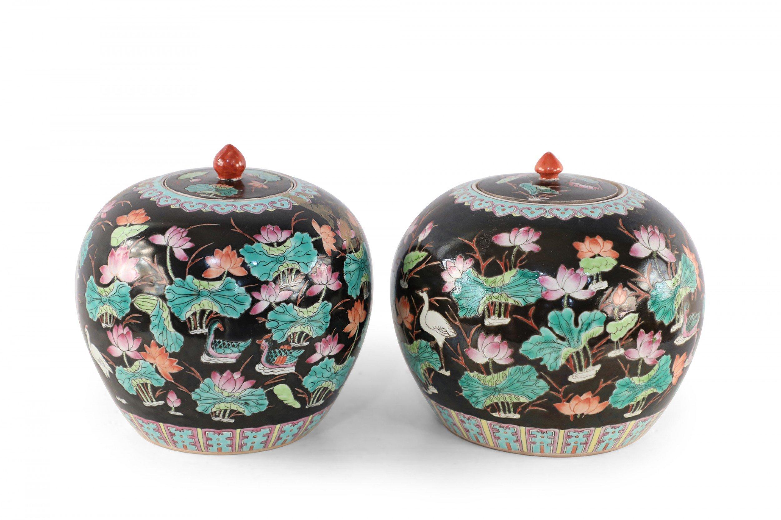 Chinese Black Nature Scene Motif Lidded Vases In Good Condition For Sale In New York, NY