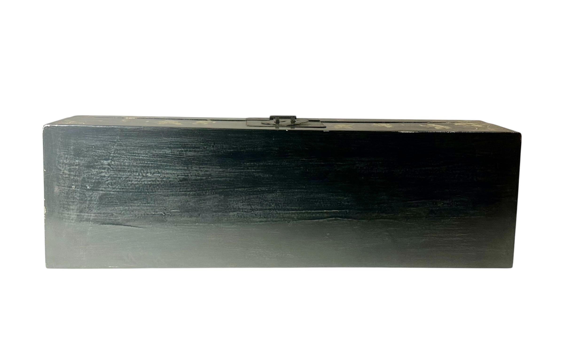 Chinese Black Papier-Mâché Lacquer Box For Sale 5