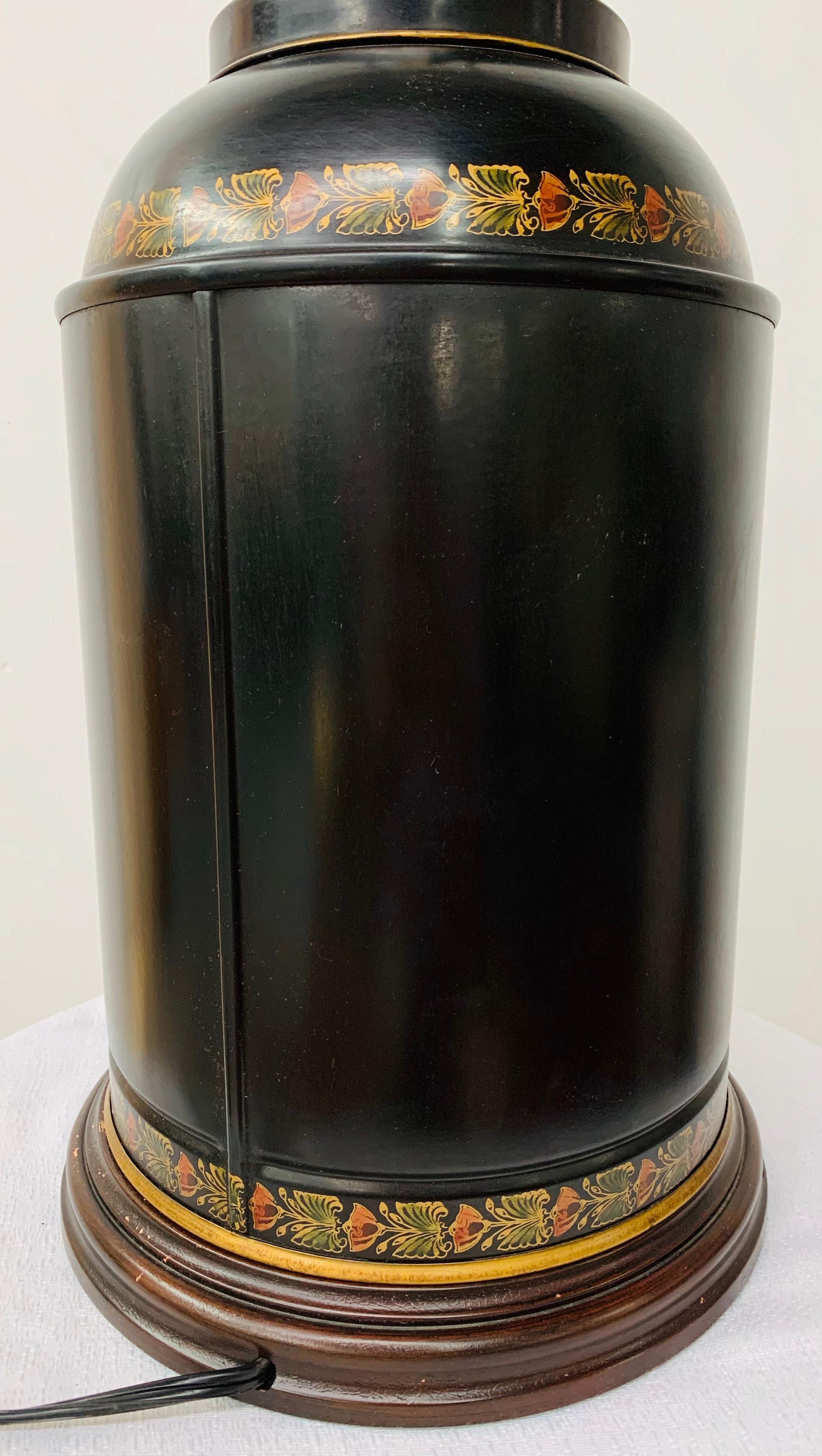 Chinese Black Tea-Caddy Table Lamp For Sale 8