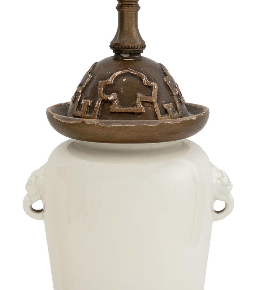 Chinese Blanc de Chine Dehua Vases as Lamps, Pair Qing en venta