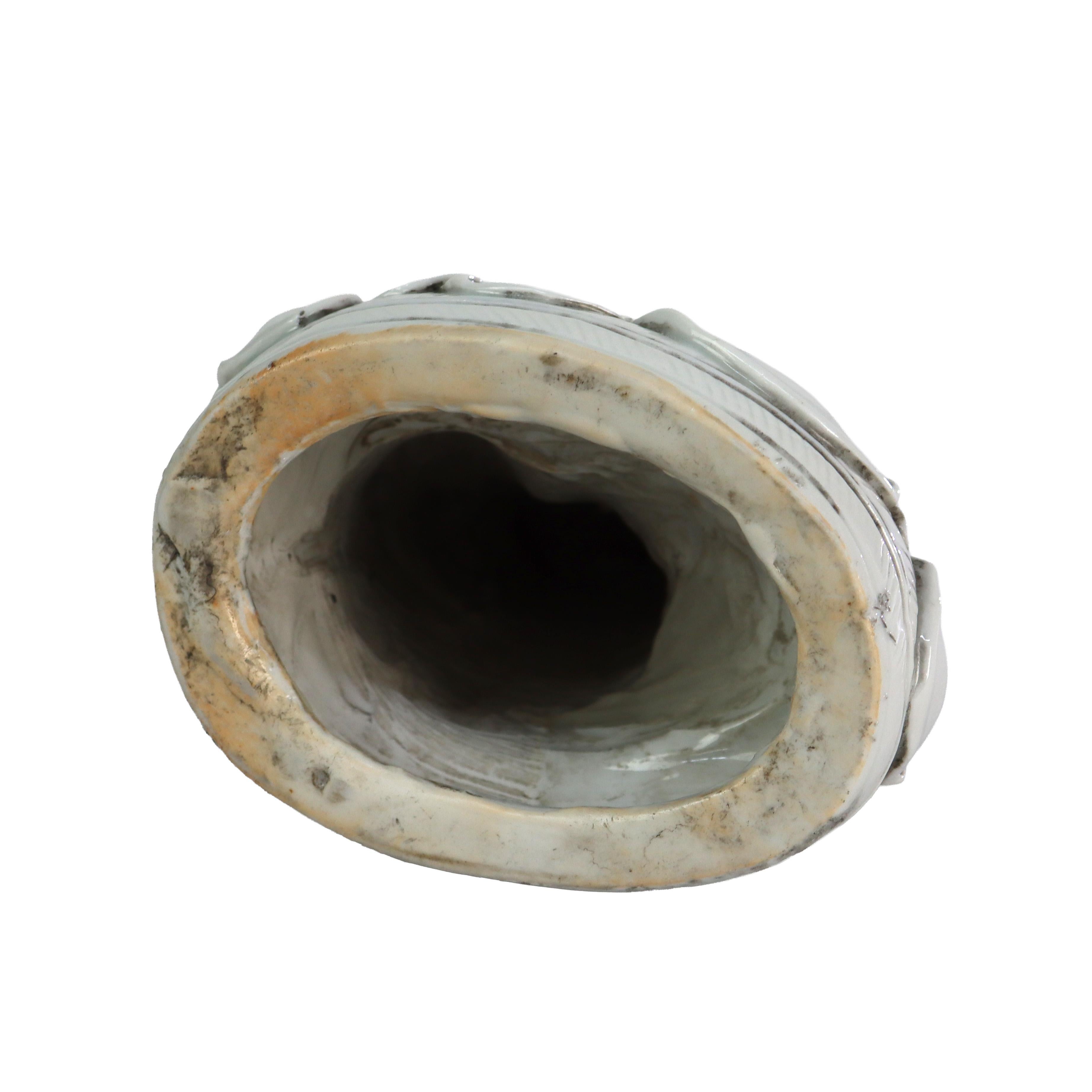 Chinese Blanc De Chine Figurine Of Guanyin, Goddess Of Mercy & Compassion 20thC im Angebot 4