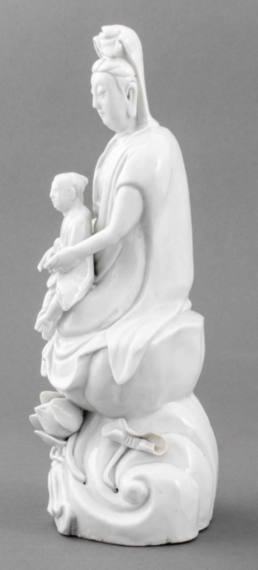Exportation chinoise Guanyin en porcelaine blanche de Chine en vente