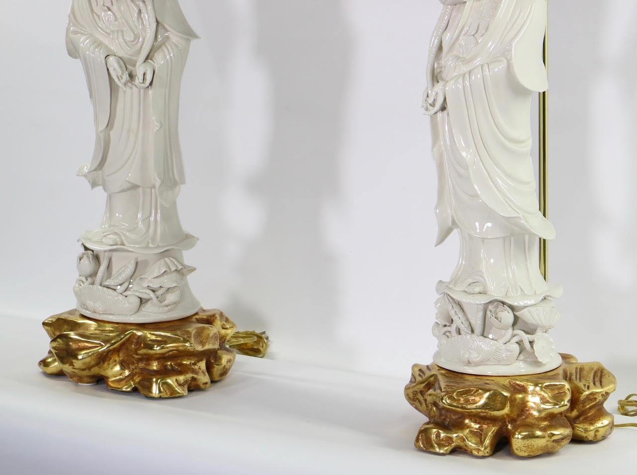 Metal Chinese Blanc De Chine Porcelain Guanyin Table Lamps
