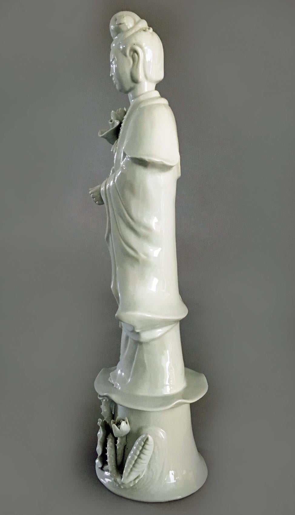 Molded Chinese Blanc de Chine Porcelain Quan Yin For Sale