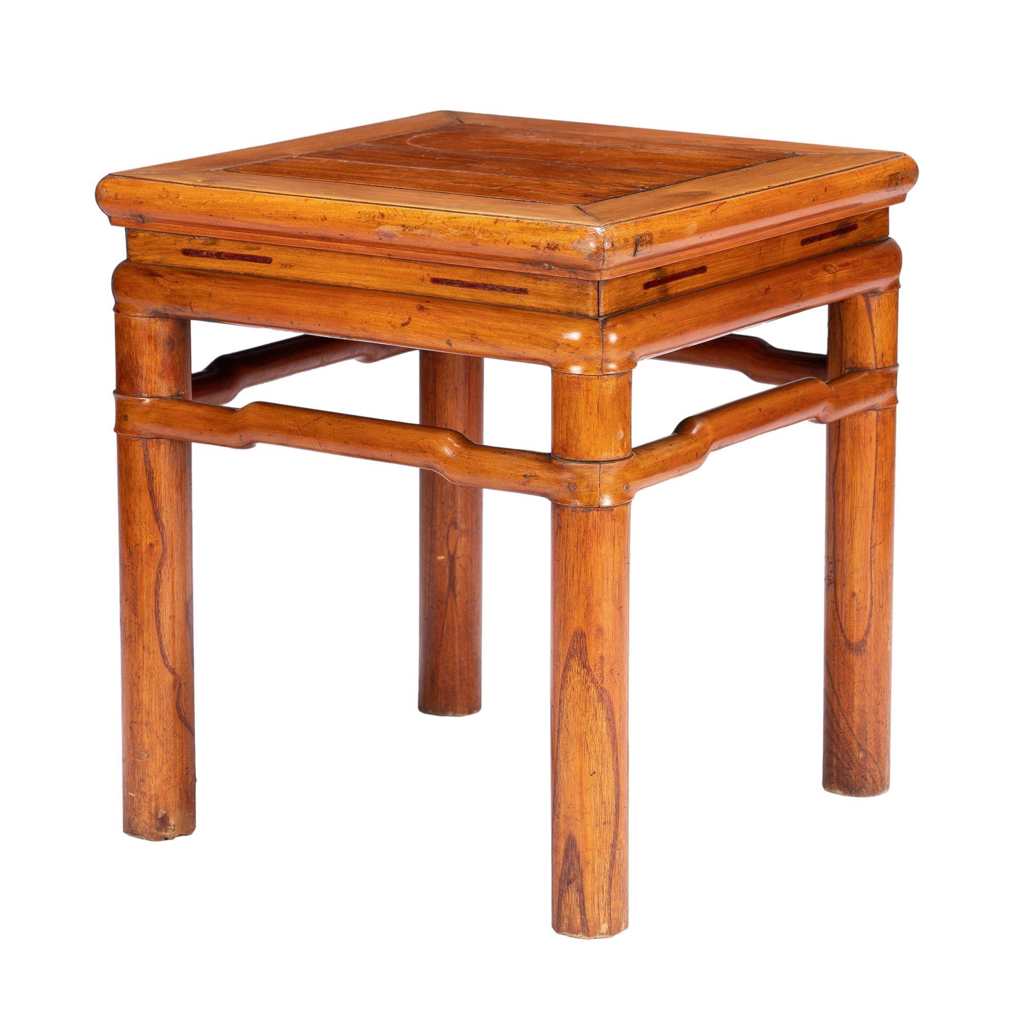 Elm Chinese blond hardwood stool in the Ming taste, 1800-25 For Sale