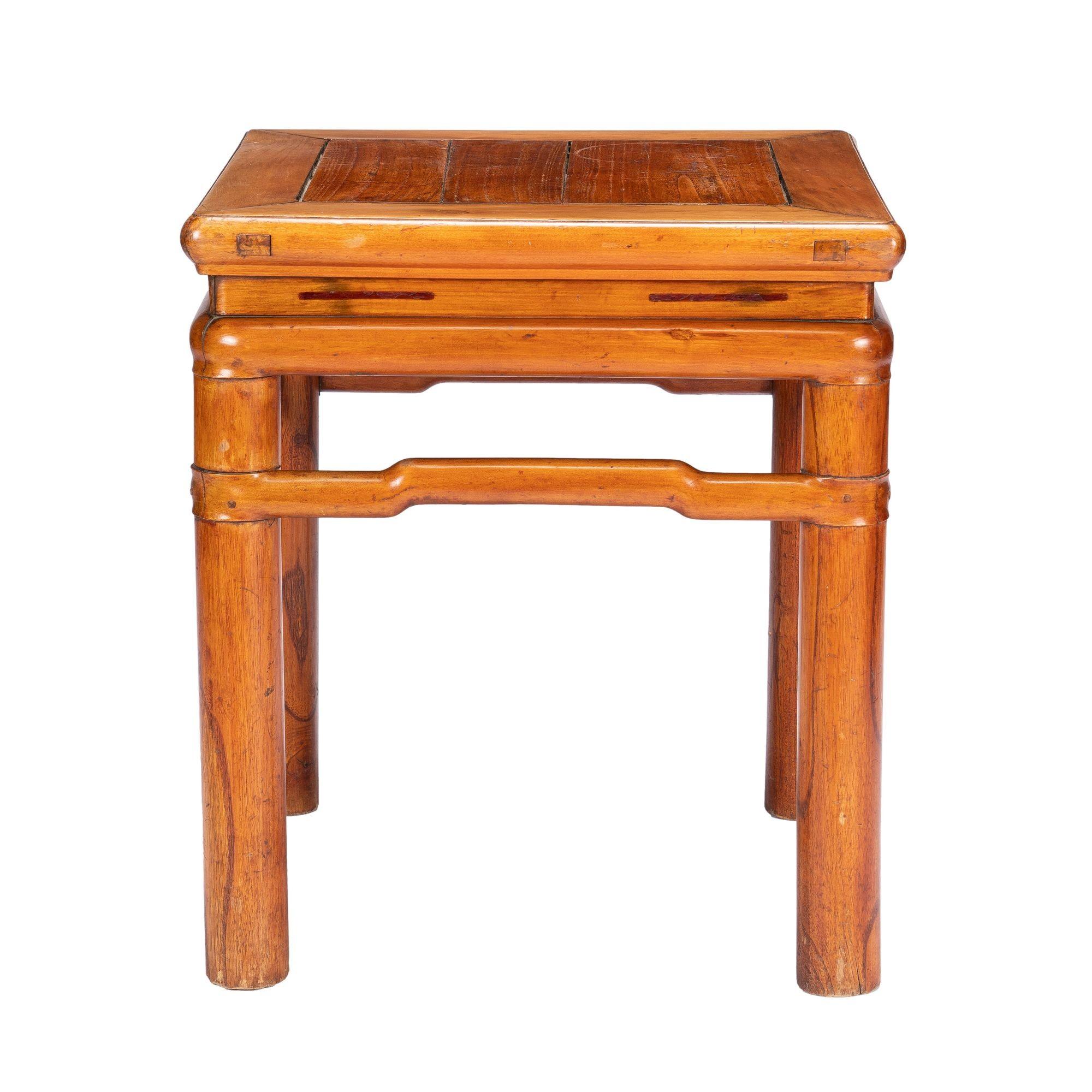 Chinese blond hardwood stool in the Ming taste, 1800-25 For Sale 1