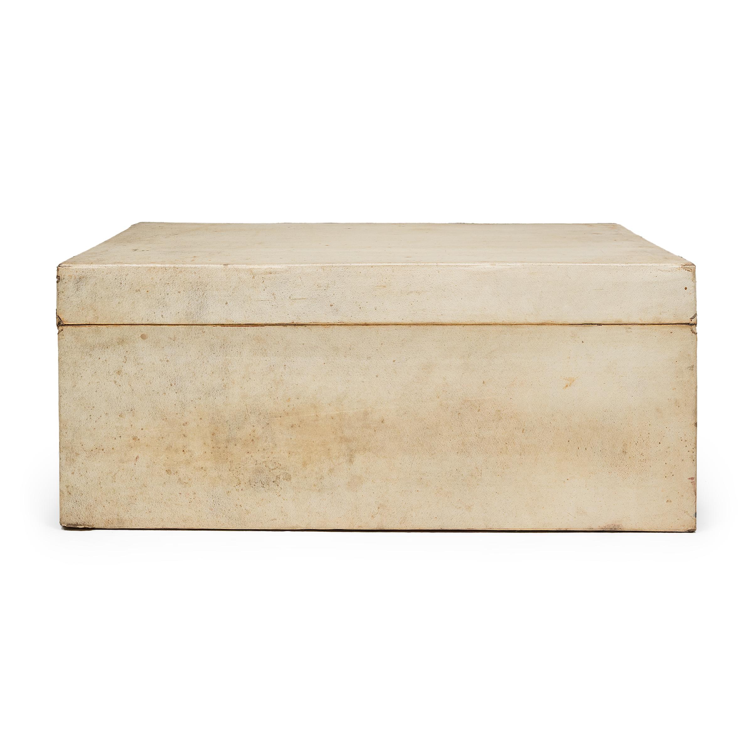 19th Century Chinese Blonde Hide Storage Trunk, c. 1800 For Sale