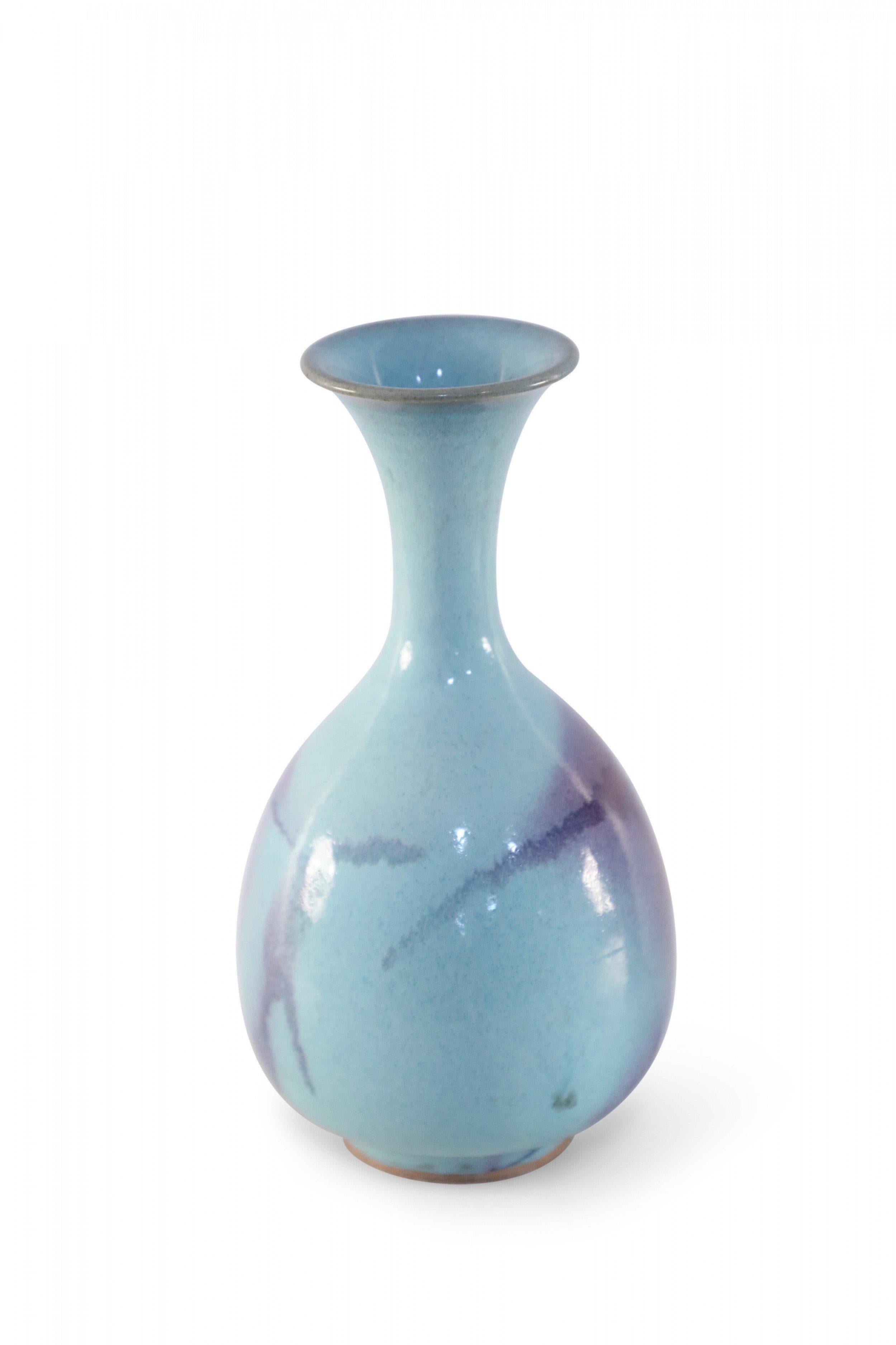 Esportazione cinese Vaso di porcellana cinese con smaltatura blu e viola in vendita
