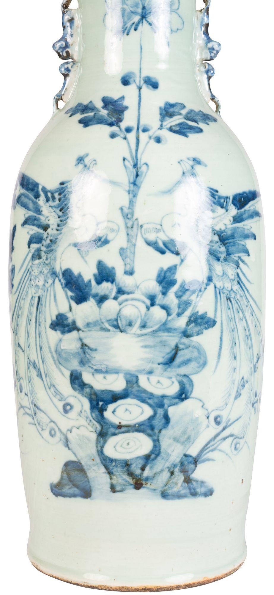 Exportation chinoise Vase / lampe chinoise bleu et blanc du 19e siècle en vente