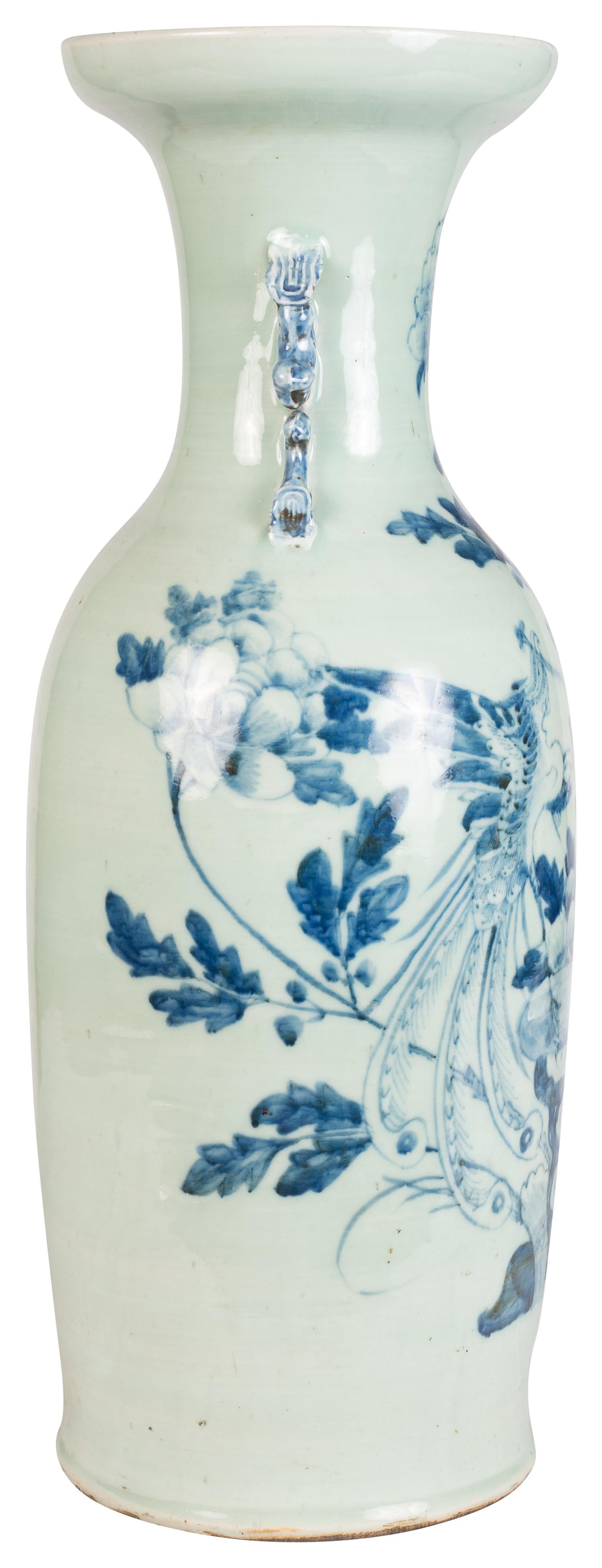 Chinois Vase / lampe chinoise bleu et blanc du 19e siècle en vente