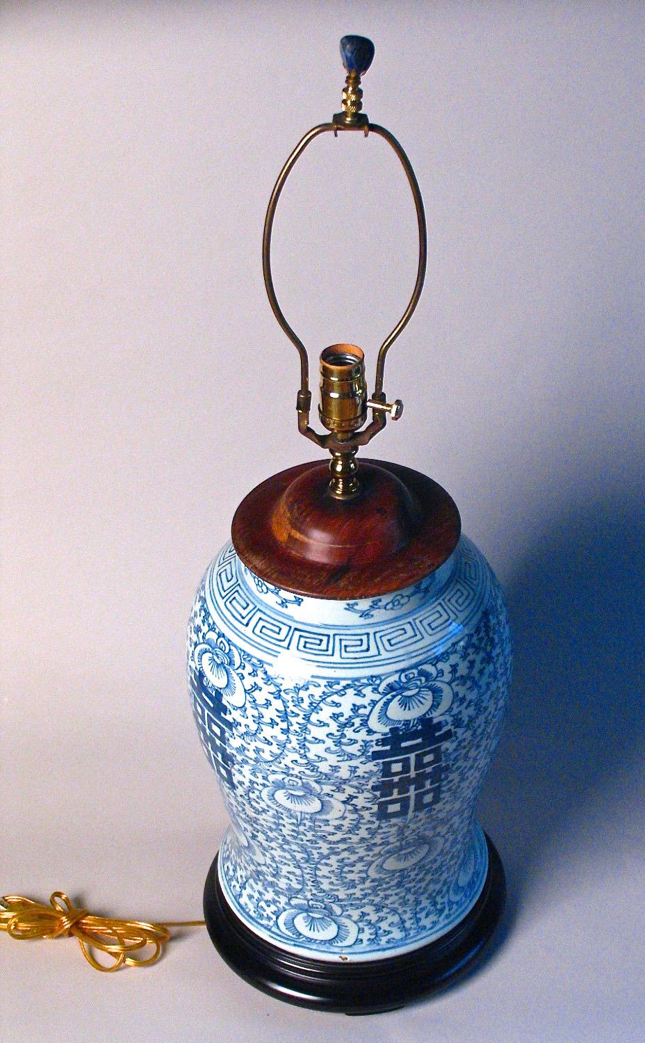 Glazed Chinese Blue and White Baluster Vase Table Lamp For Sale