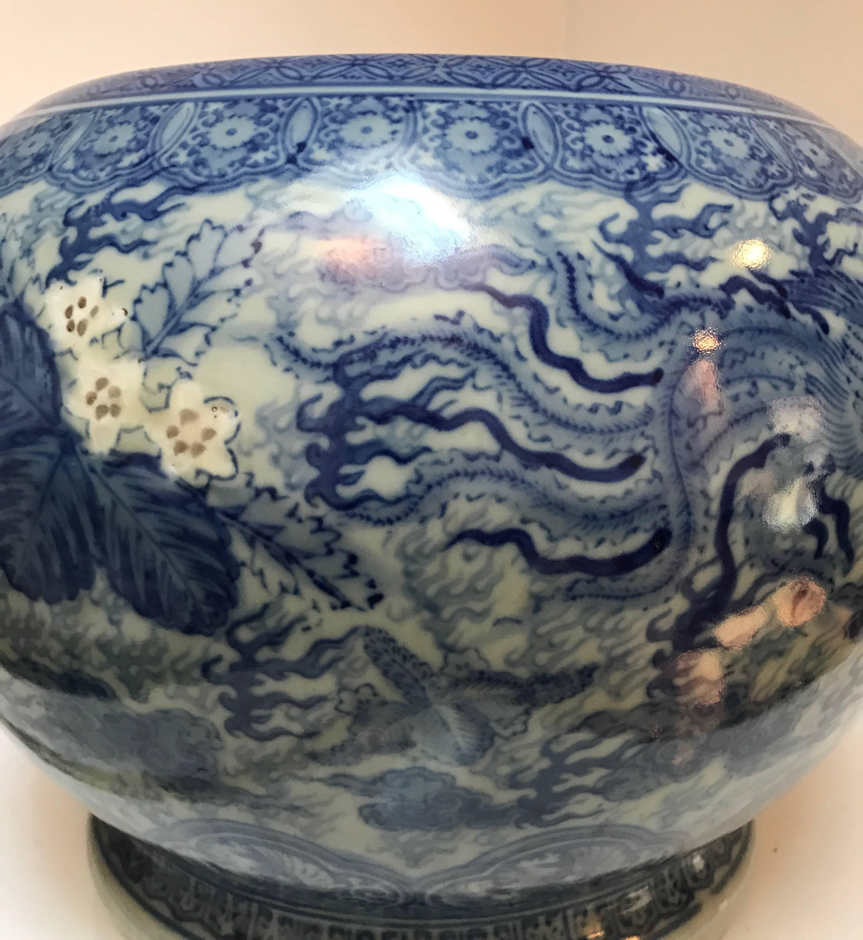 Japanese Blue and White Ceramic Fishbowl Planter Jardinière Cachepot For Sale 4