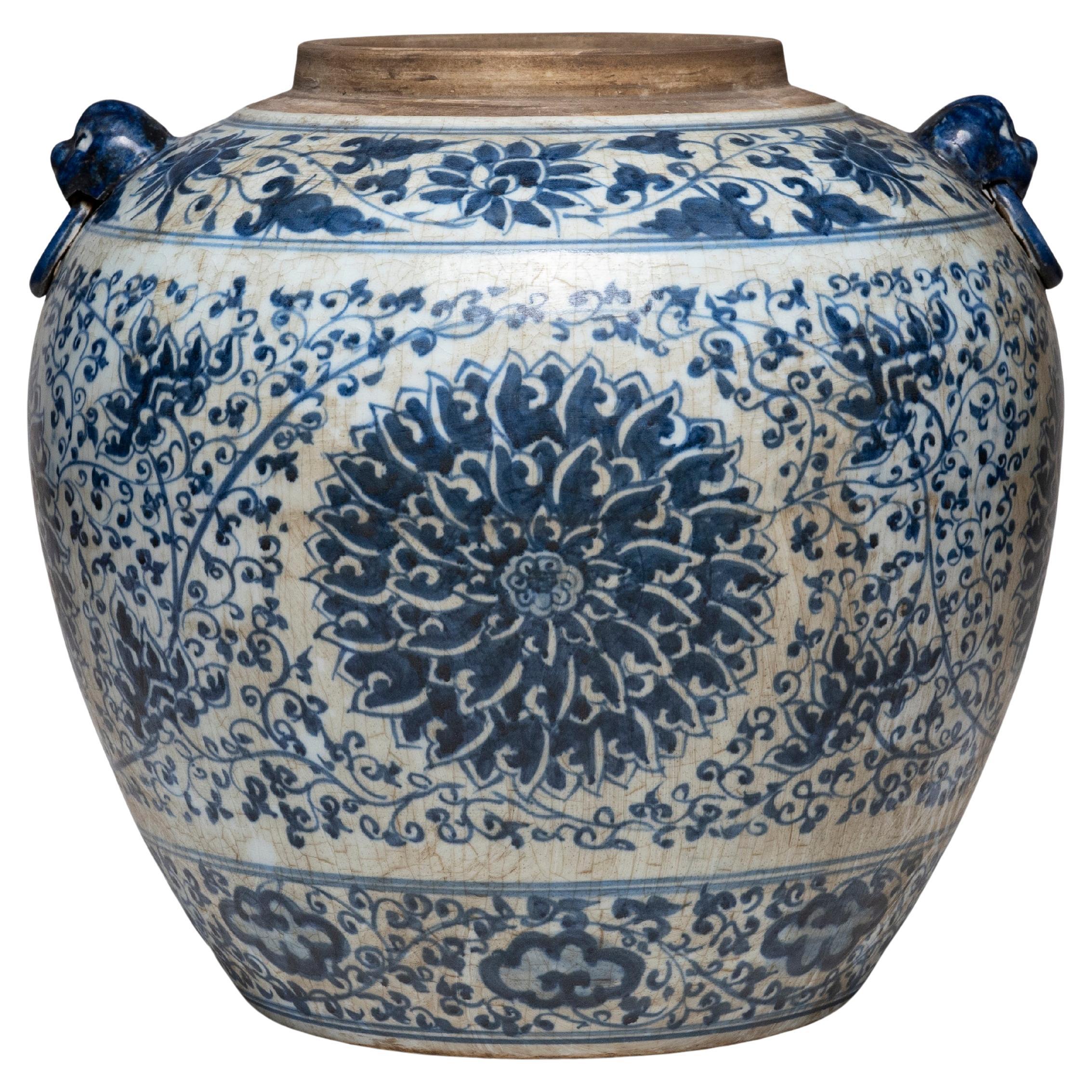 Chinese Blue and White Chrysanthemum Ginger Jar For Sale