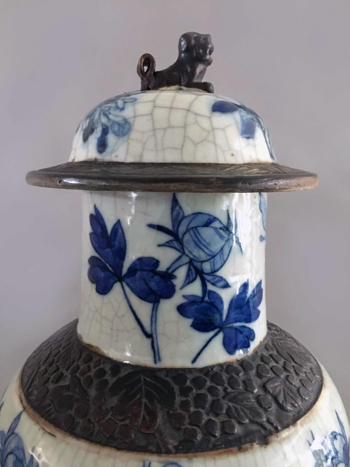 19th Century Chinese Blue and White Crackleware Vase with Lid