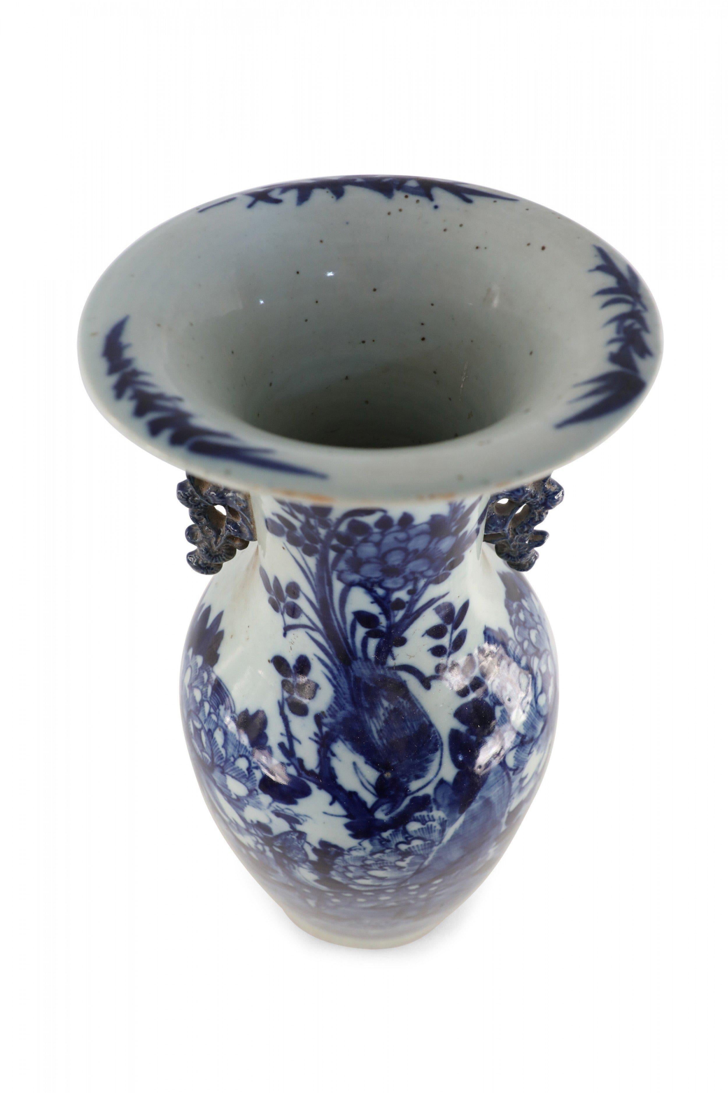 Chinese Blue and White Deer and Floral Motif Porcelain Urn For Sale 2