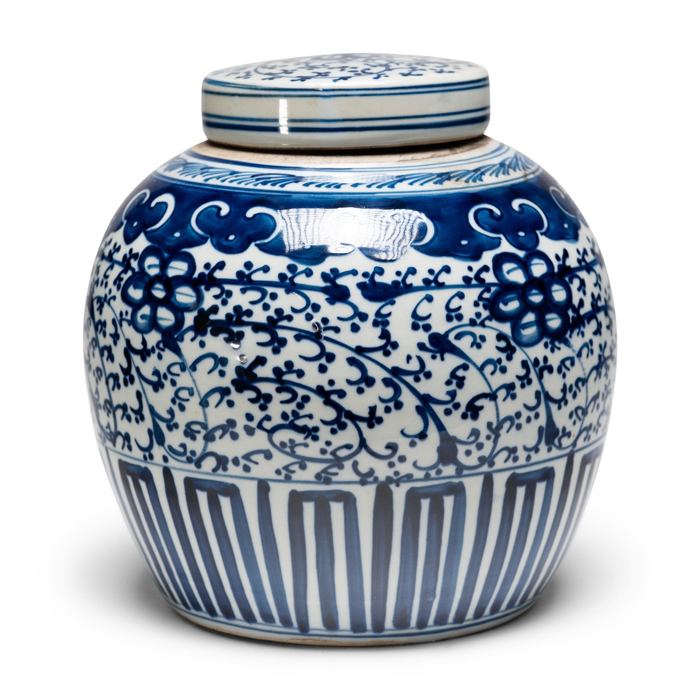 Esportazione cinese Vaso cinese per l'eternità blu e bianco in vendita