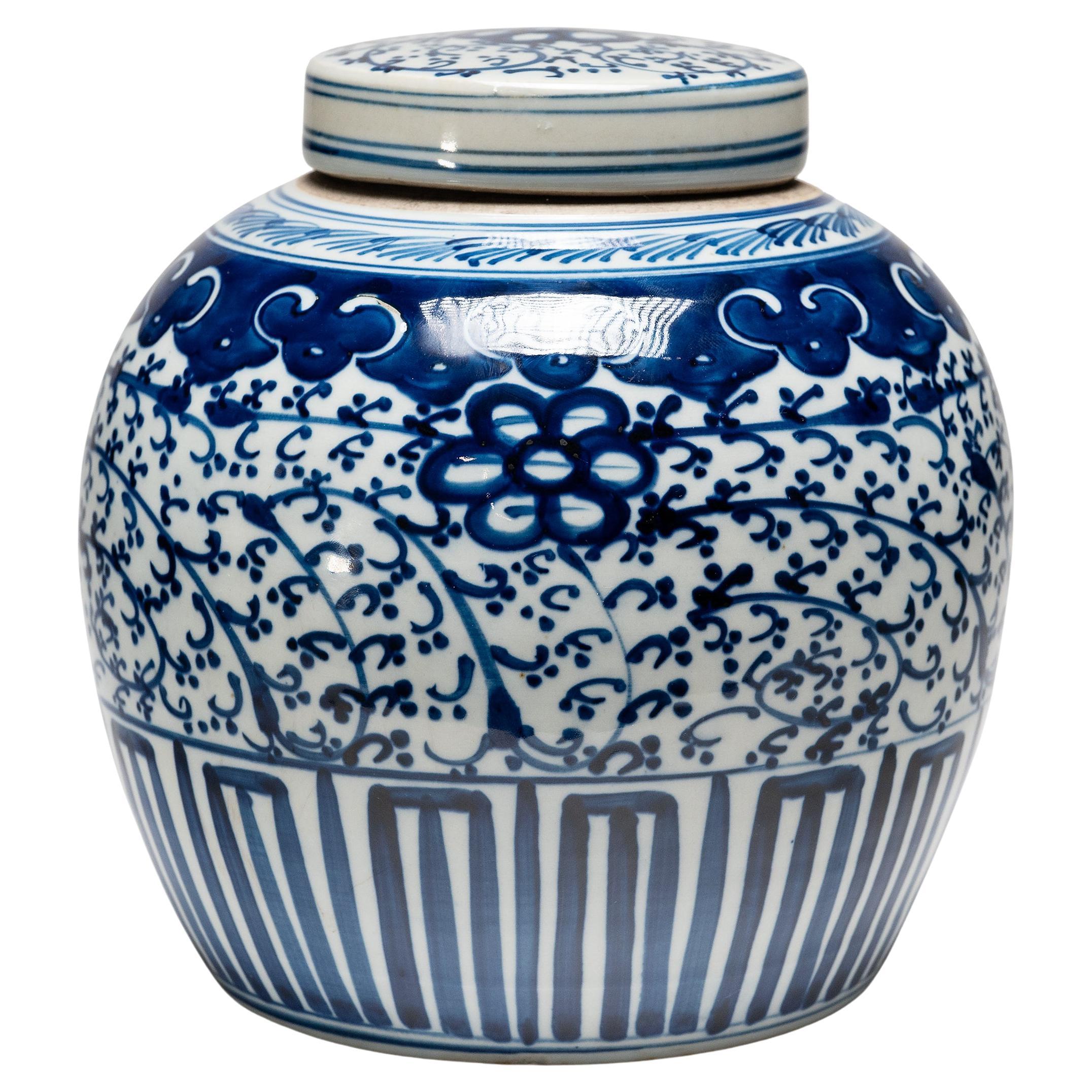 Chinese Blue and White Eternity Jar For Sale