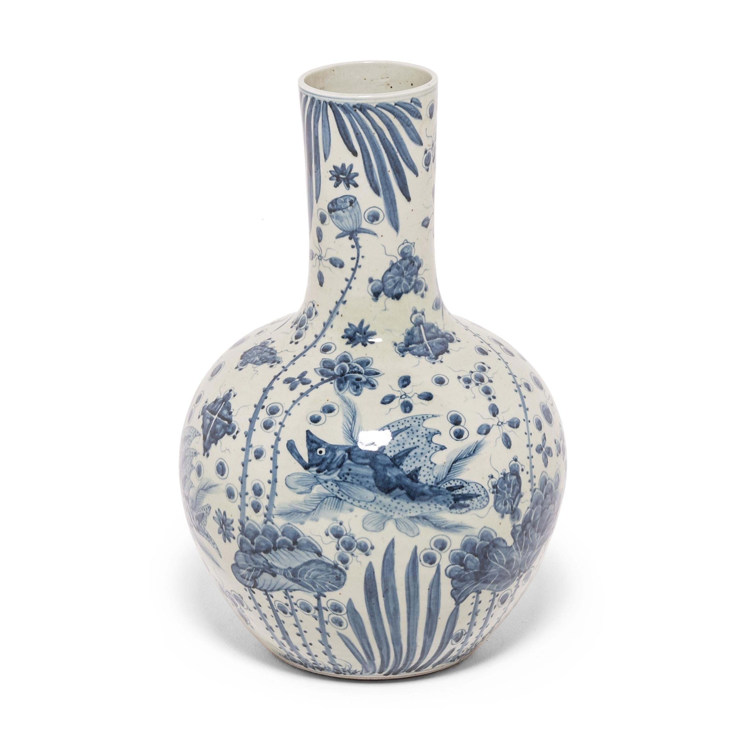 Chinese Export Chinese Blue and White Gooseneck Vase with Fish and Flora For Sale