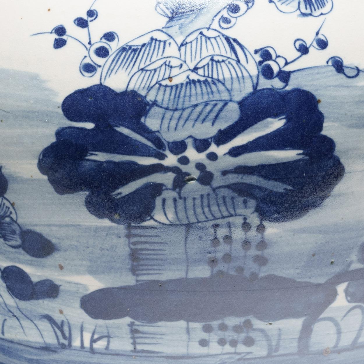 Glazed Chinese Blue and White Four Flowers Jar For Sale