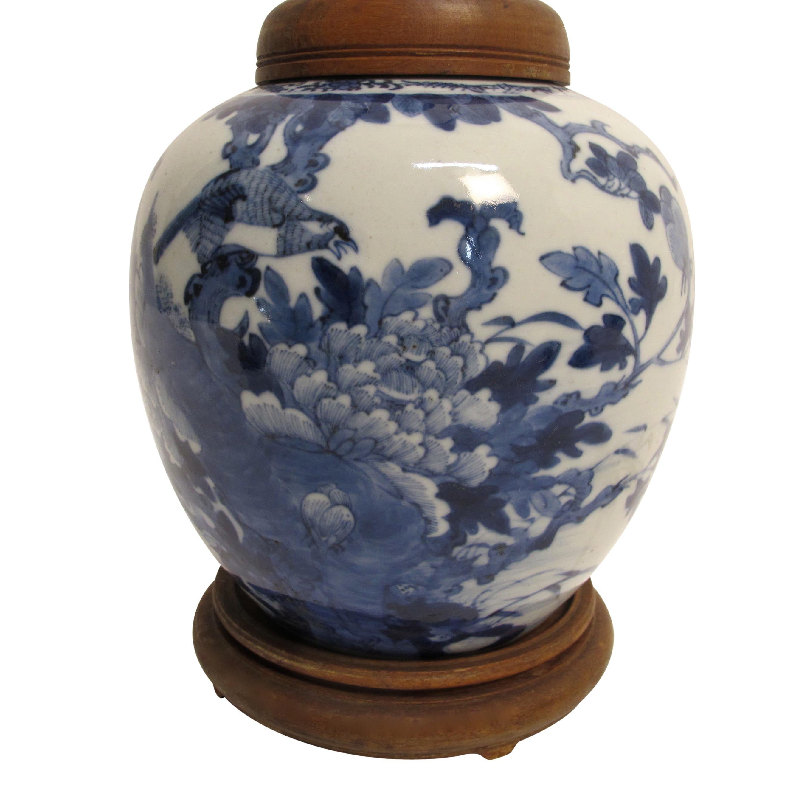 Blue and white hand-painted porcelain ginger jar converted to a table lamp in the early 20th century. Beautifully painted and in fine condition, China, early 19th century.