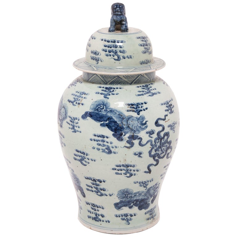 Chinese Blue and White Ginger Jar with Fu Dogs For Sale