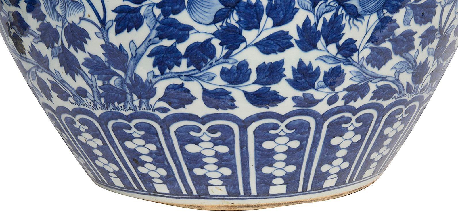 Hand-Painted Chinese blue and white jardiniere, 19th Century For Sale