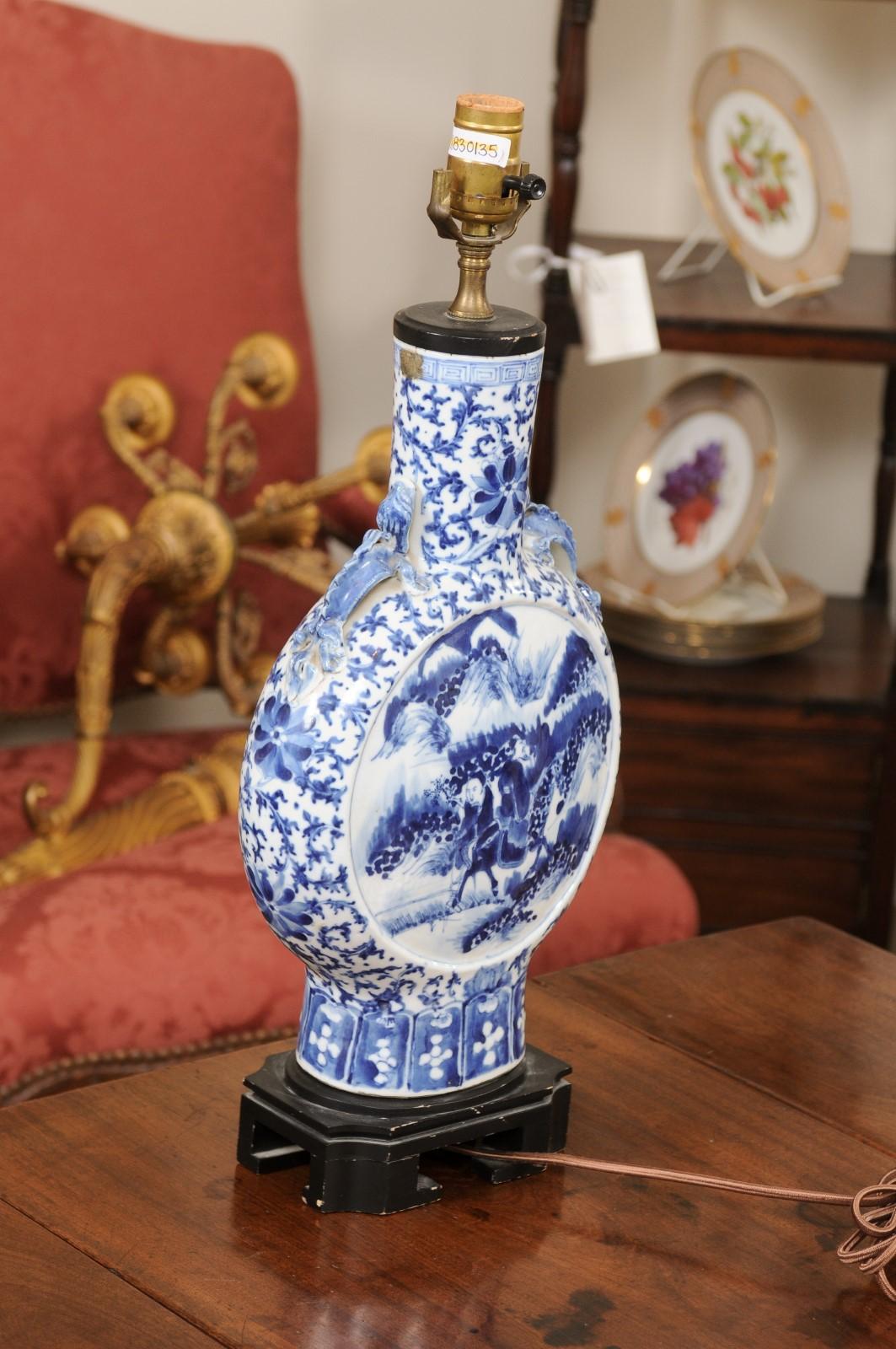 Chinese Blue and White Moon Flask Table Lamp, 20th Century For Sale 7