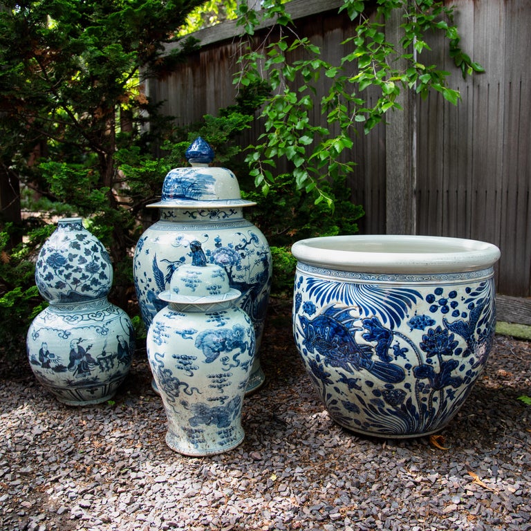 Chinese Blue and White Phoenix Ginger Jar For Sale 3