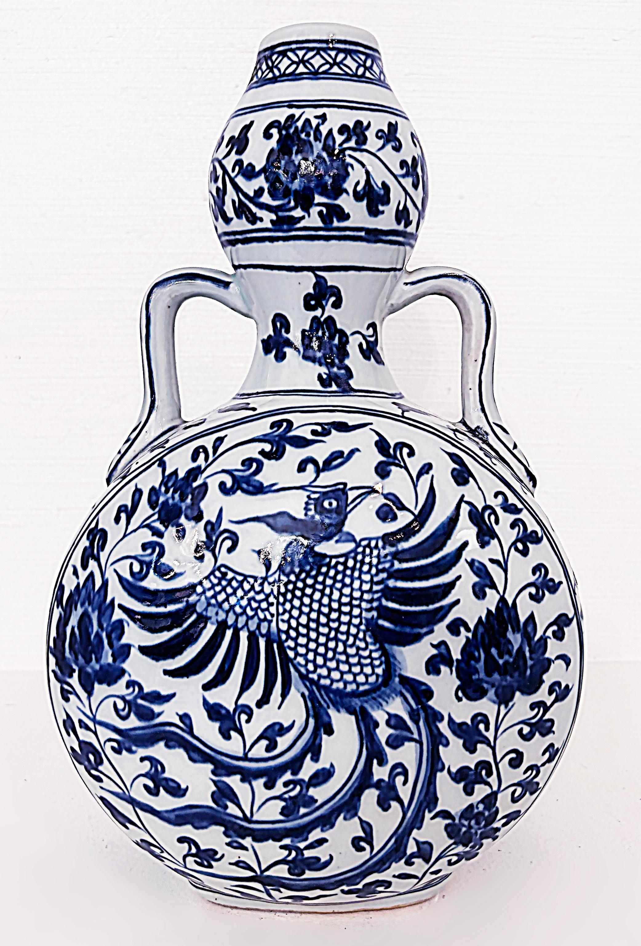 Chinese Export Chinese Blue and White Porcelain Phoenix Bird Vase with Handles
