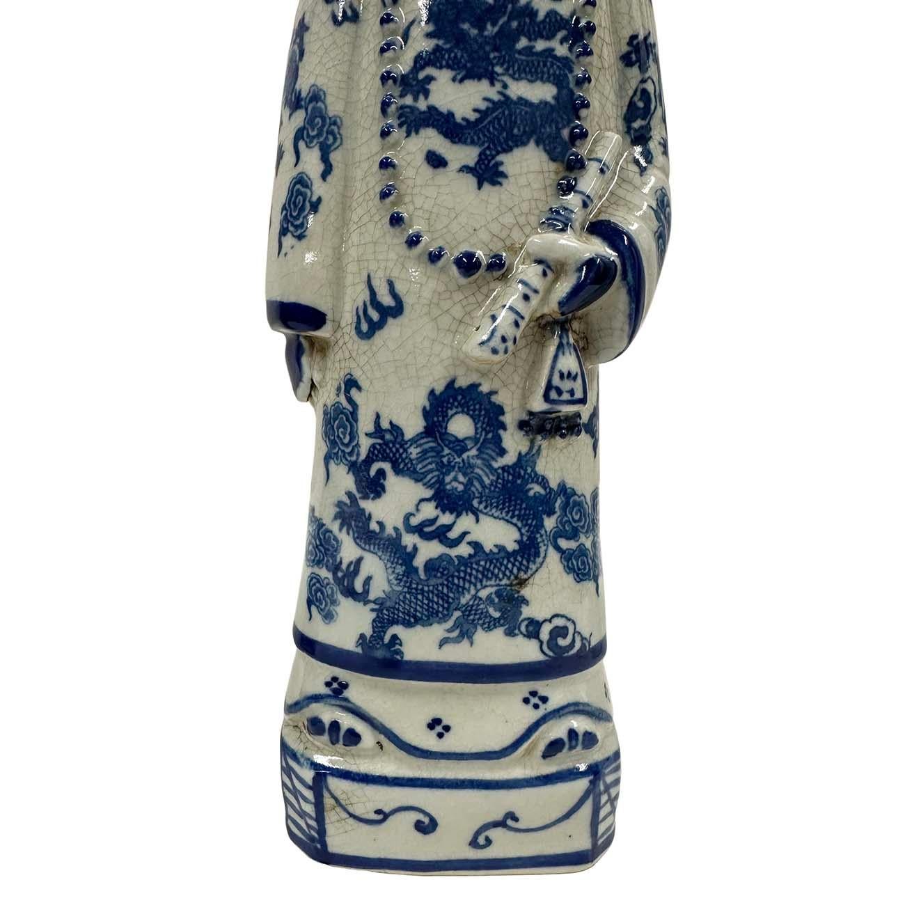 Hand-Painted Chinese Blue and White Porcelain Qing Emperor King Figures set For Sale