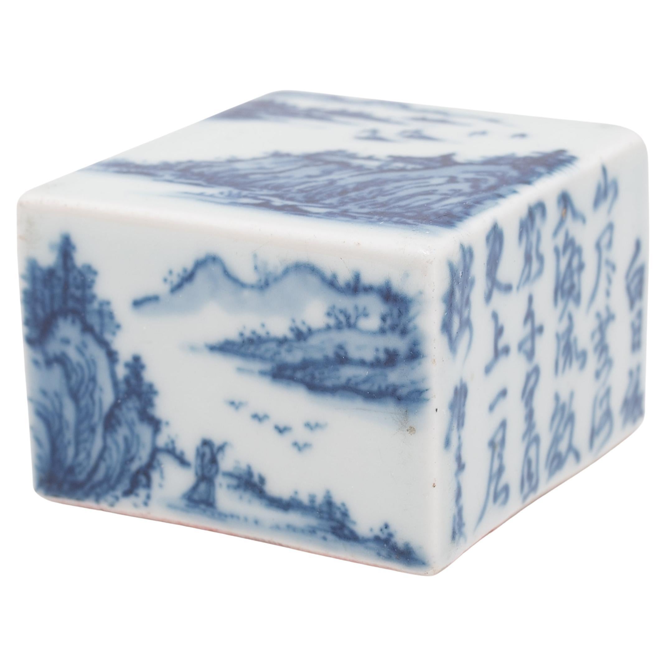 Sceau chinois en porcelaine bleue et blanche en vente