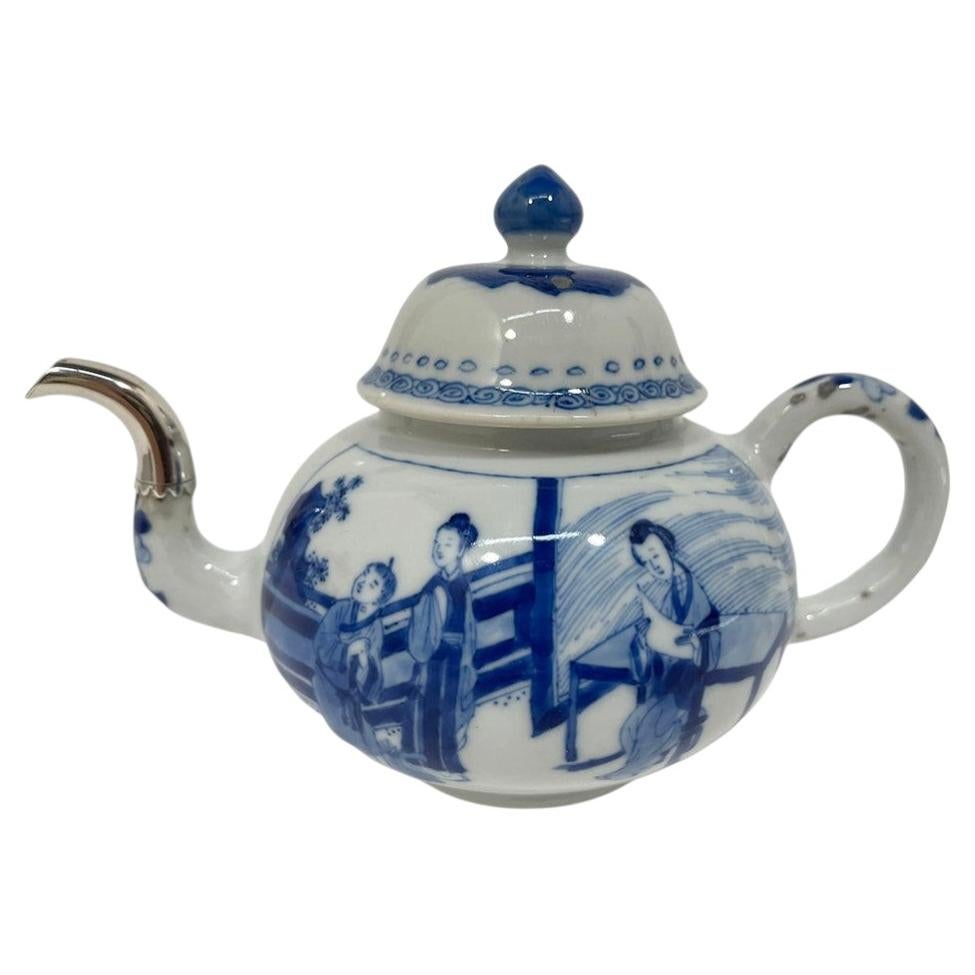 Chinese blue and white porcelain teapot with six-character mark, ca 1700
