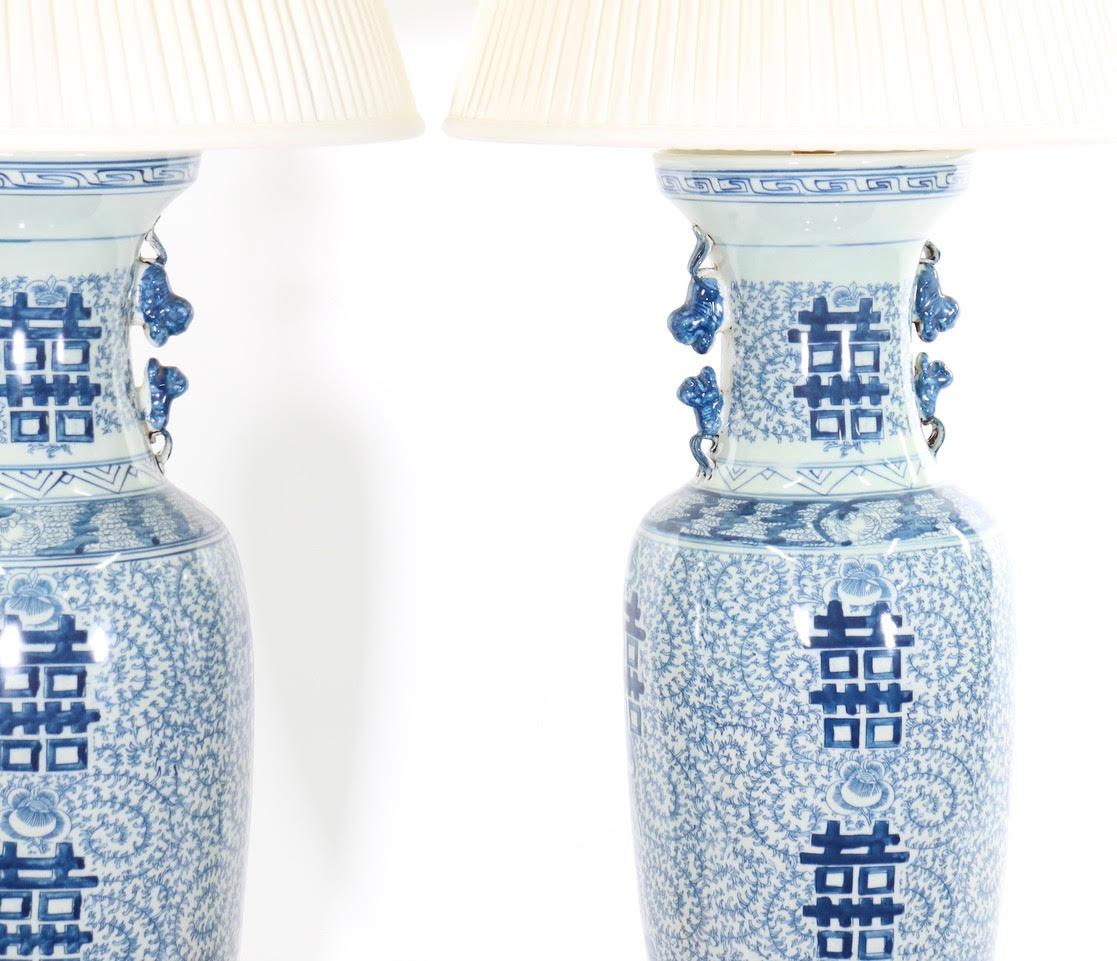 Chinese Blue and White Porcelain Vase Table Lamps 4