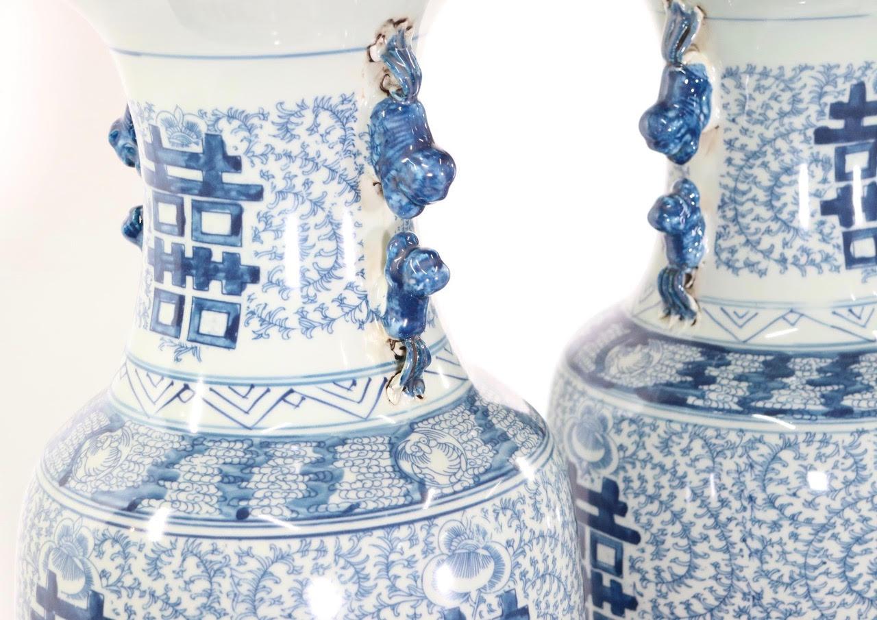 Chinese Blue and White Porcelain Vase Table Lamps 1