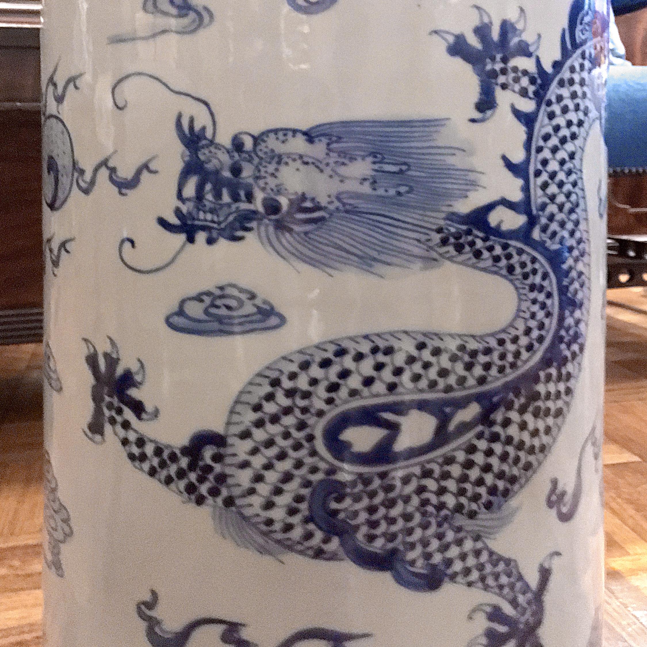 dragon umbrella stand