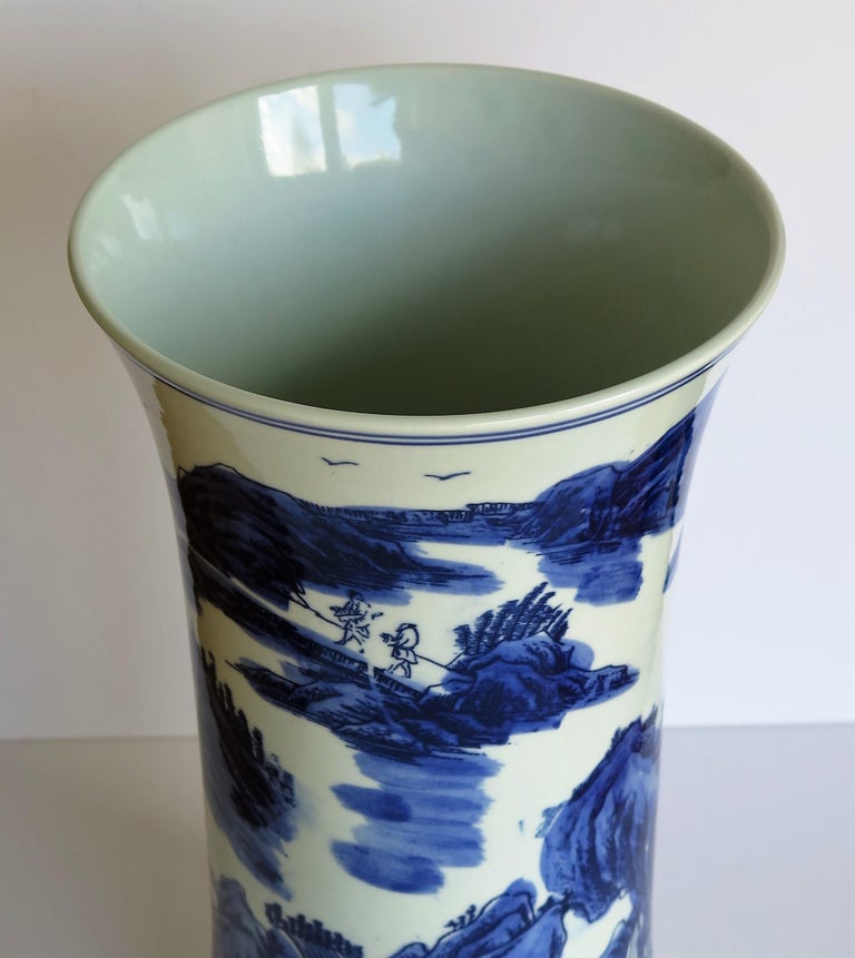 Chinese Blue and White Porcelain Beaker Vase with Six Character Mark