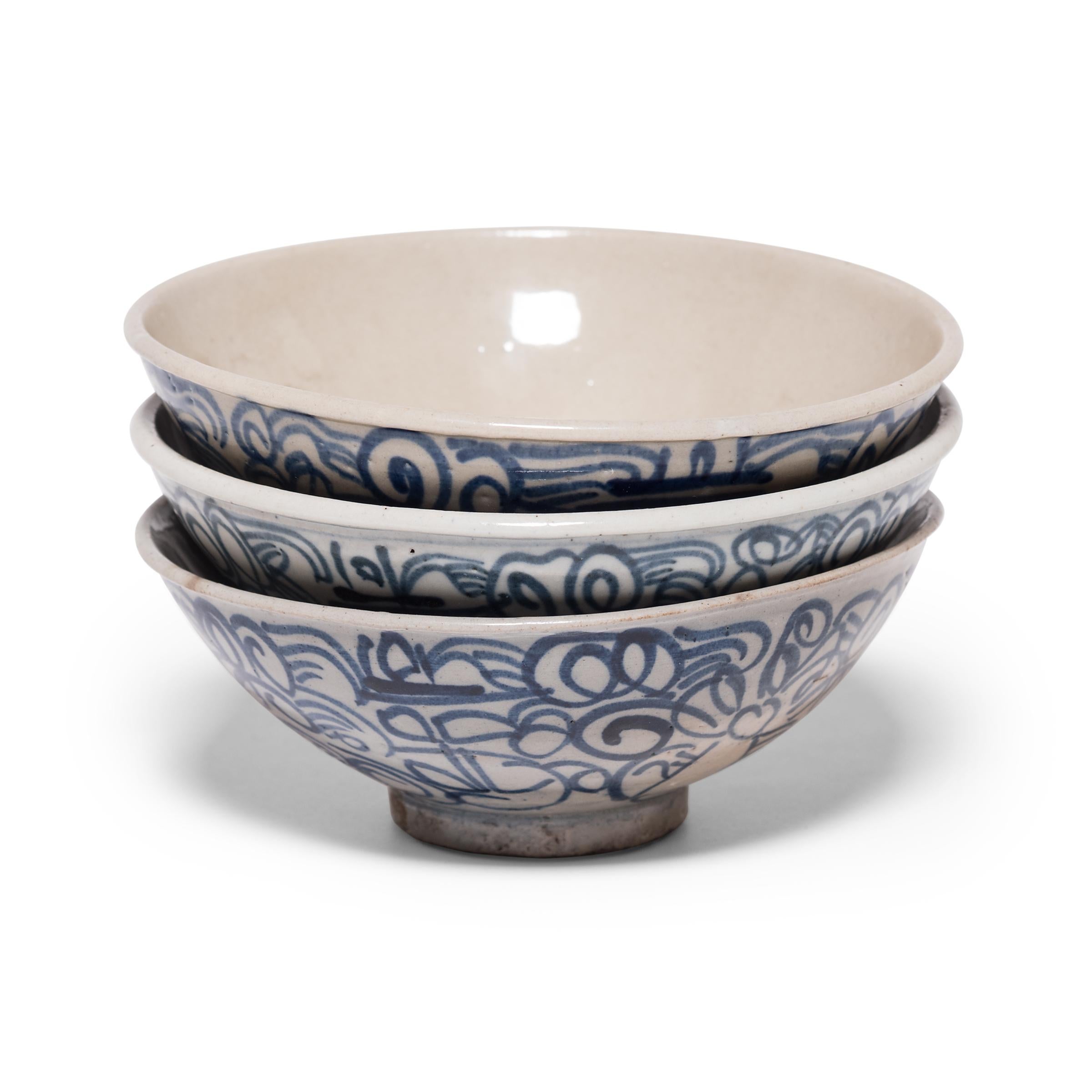 Qing Chinese Blue and White Rice Bowl, circa 1900