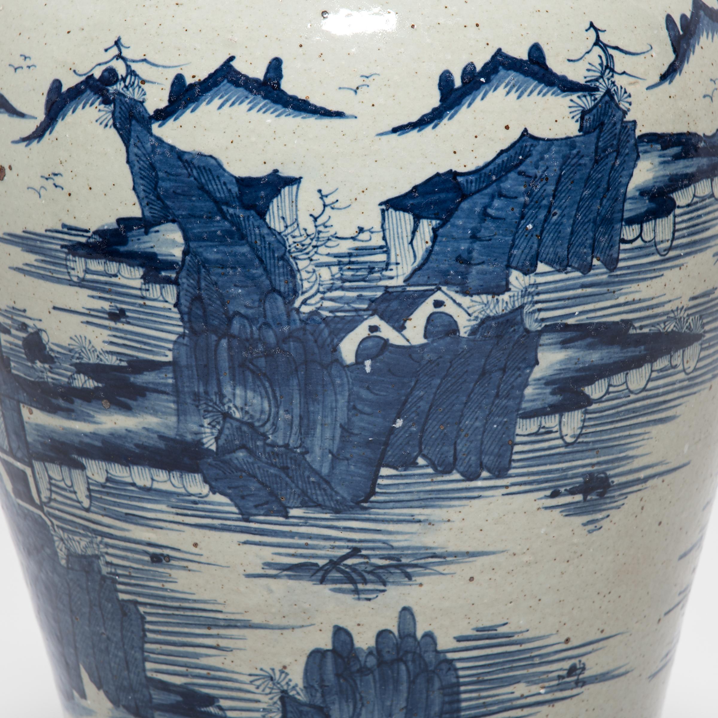 Chinesische blau-weiße Shan Shui-Vase (Porzellan) im Angebot