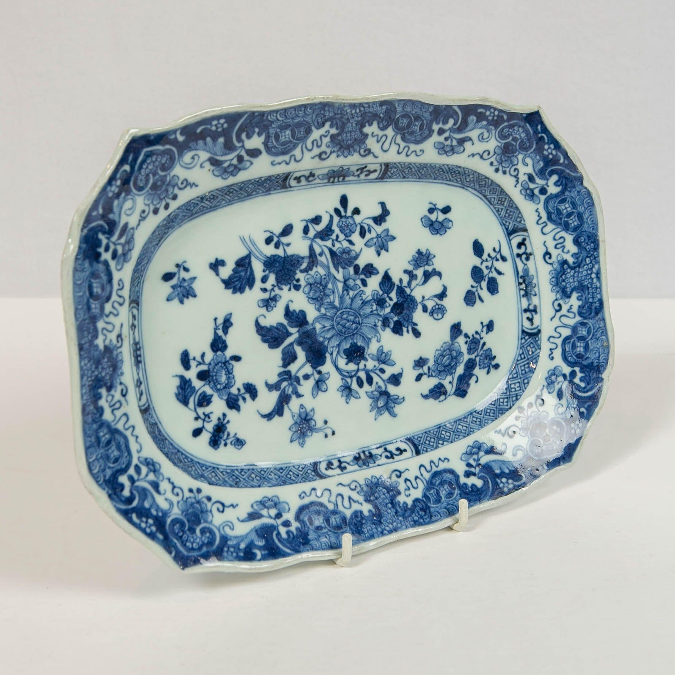 Porcelain Chinese Blue and White Small Platter Made circa 1770 during the Qianlong Period
